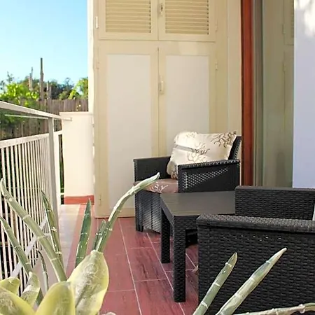 La Casa Degli Amici לינה וארוחת בוקר
