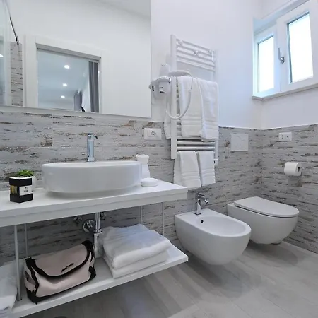 La Casa Degli Amici 3*